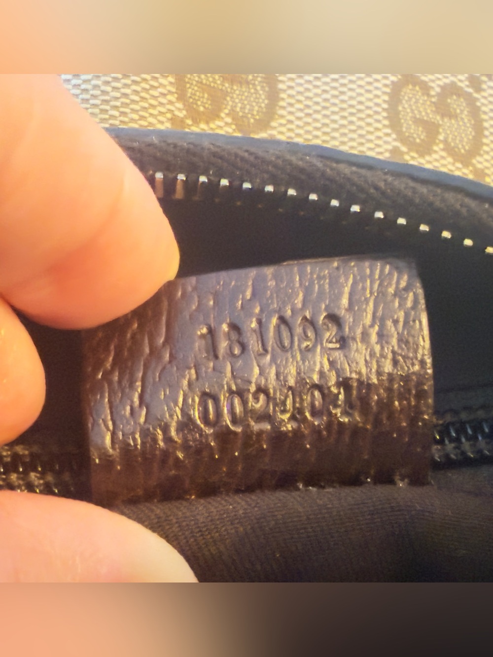 Gucci Beige/Brown Monogram Saddle Bag with Red and Green Web Strap - Picture 7 of 13